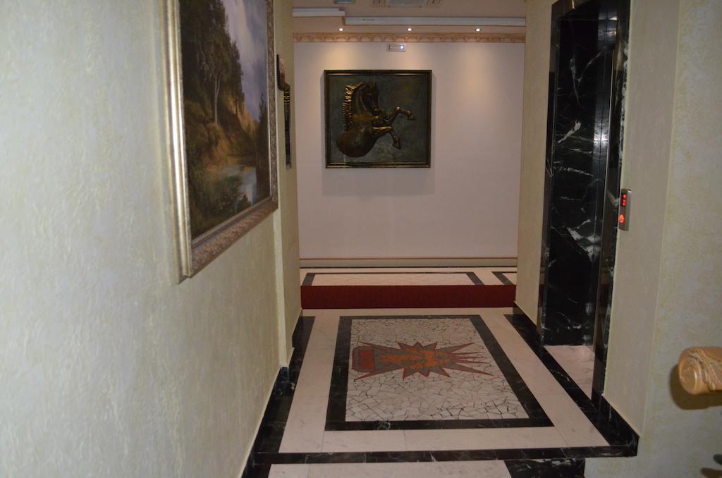 Hotel Mustang Vasqarr Zewnętrze zdjęcie