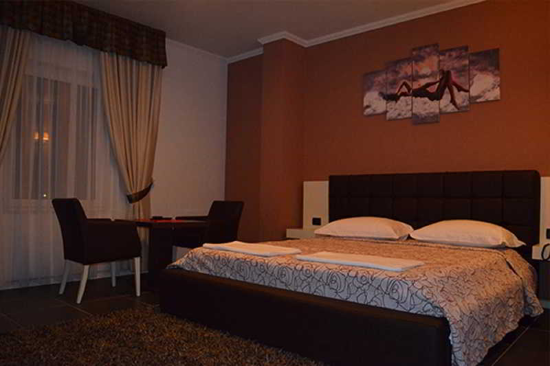 Hotel Mustang Vasqarr Zewnętrze zdjęcie